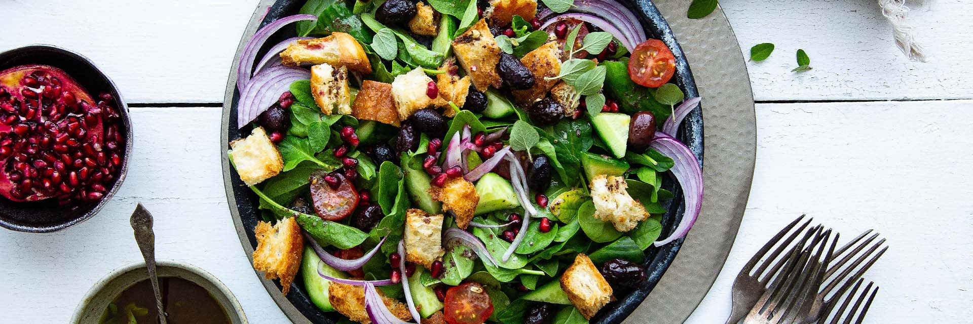 LeaderBrand SPINACH & SOURDOUGH FATTOUSH SALAD Recipe