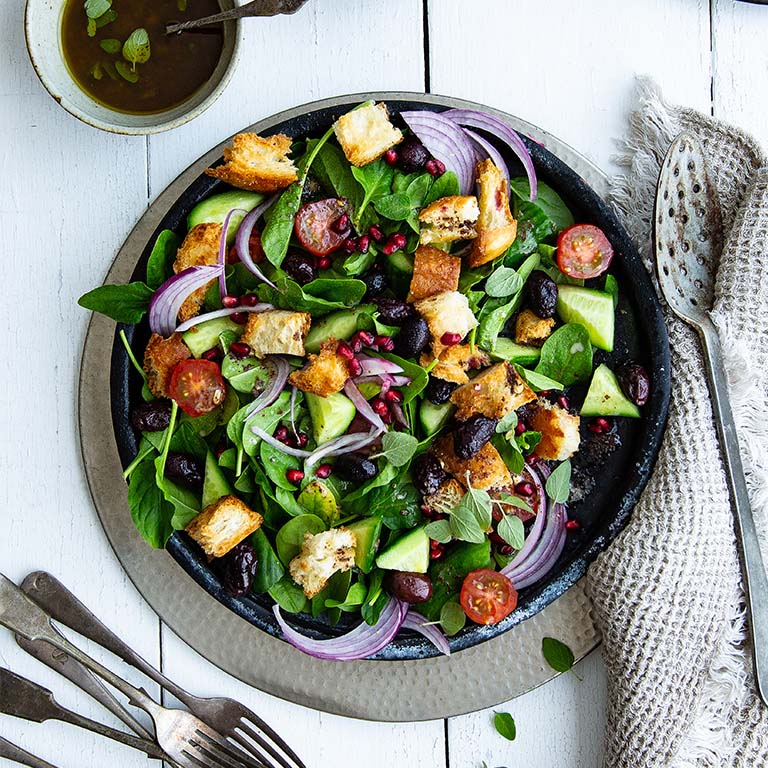 LeaderBrand SPINACH & SOURDOUGH FATTOUSH SALAD SQUARE