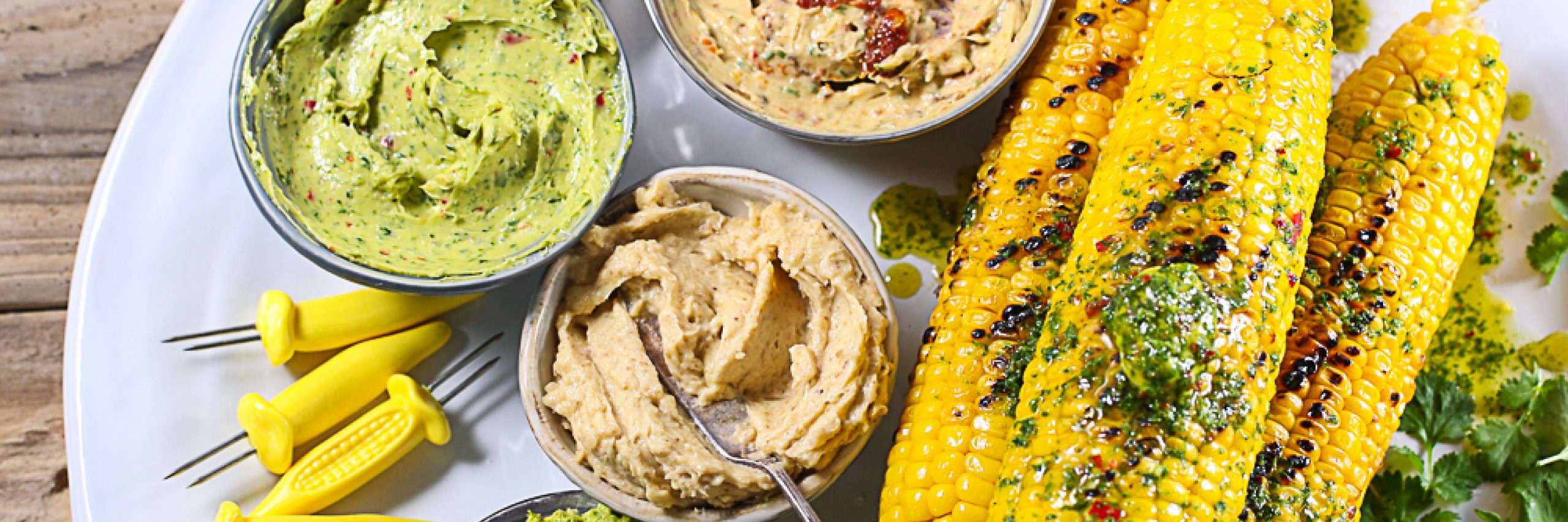 LEADERBRAND - BARBECUED SWEETCORN WITH FLAVOURED BUTTERS RECIPE