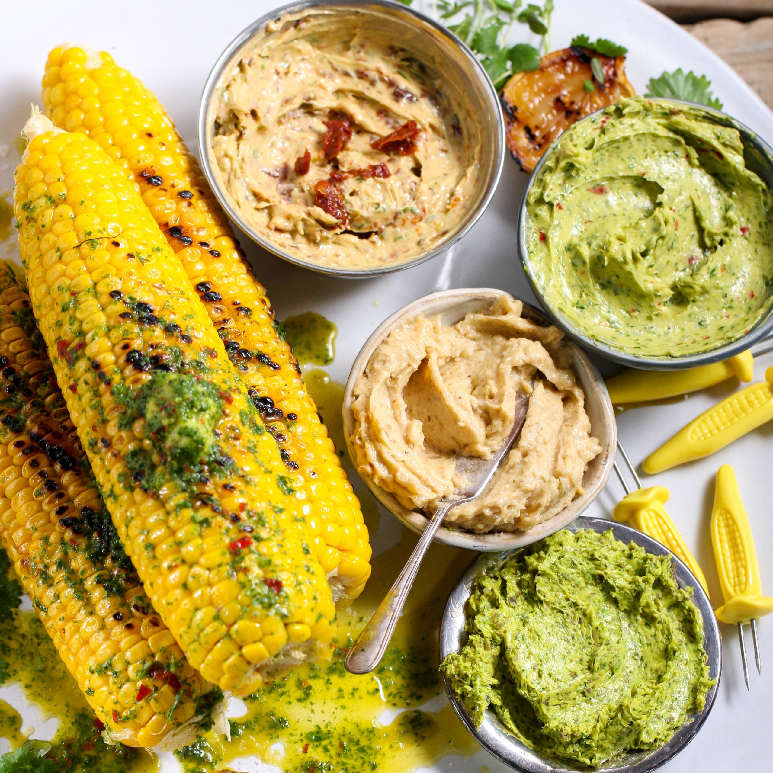 LEADERBRAND - BARBECUED SWEETCORN WITH FLAVOURED BUTTERS RECIPE