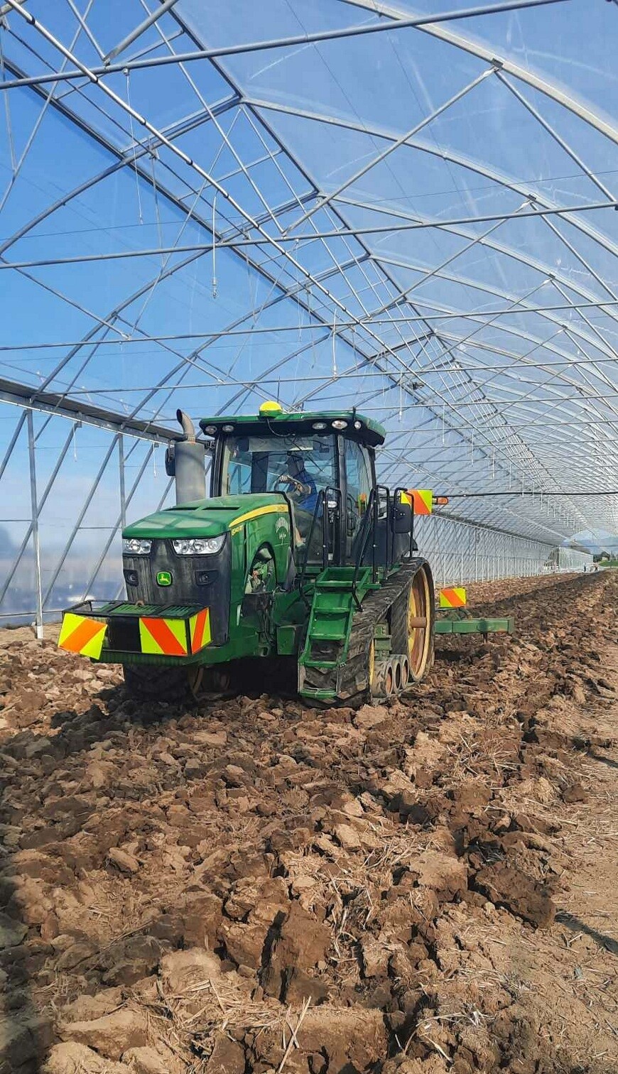 LeaderBrand's first mega greenhouse is nearing completion LeaderBrand